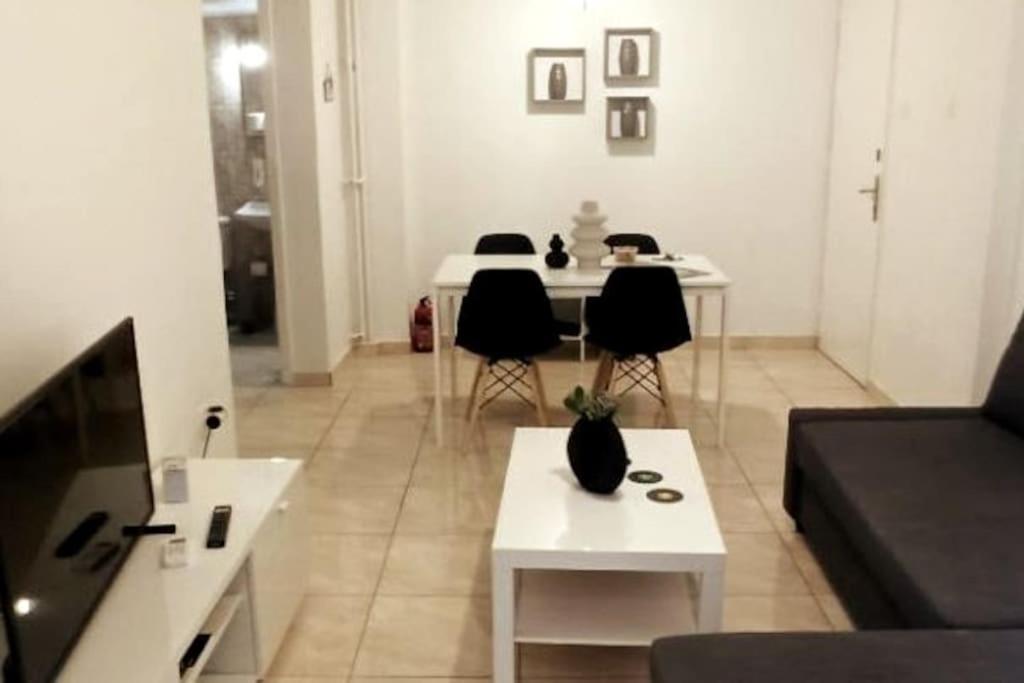 Pagrati Apartment Διαμέρισμα Παγκράτι Athene Buitenkant foto